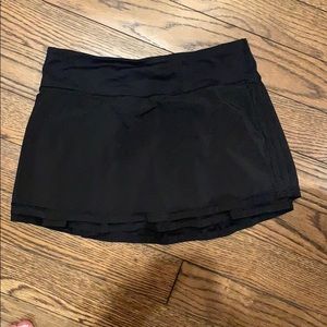 Lululemon black tennis skirt